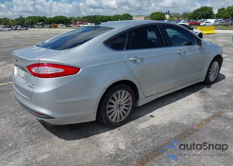 2015 Ford Fusion Hybrid Se from USA, damaged, VIN 3FA6P0LUXFR288712